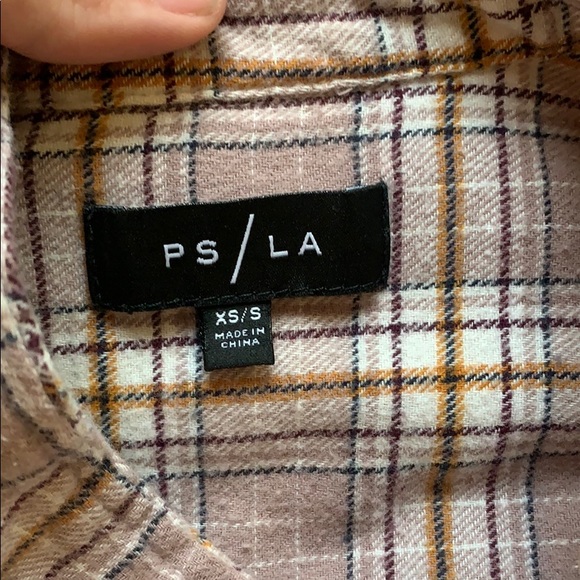 Super cute and comfy flannel - Picture 5 of 5